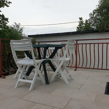 Apartmani Pejo Gostinjac Buitenkant foto